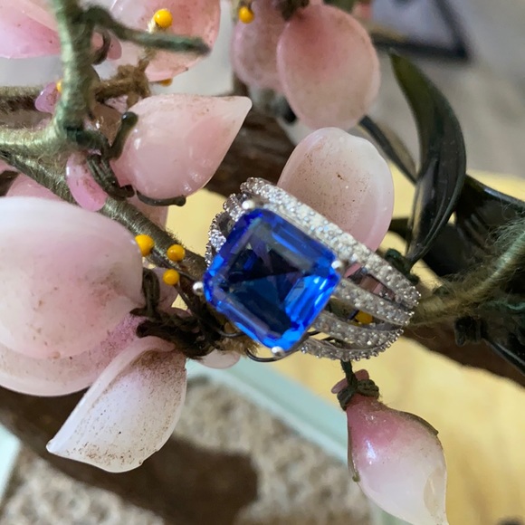 Vintage Jewelry - Vintage 925 velvet tanzanite & white sapphire ring